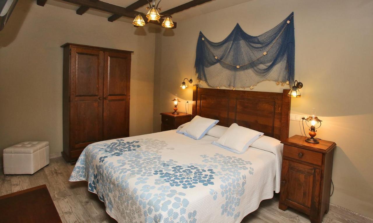 Apartamentos Lagunas 卡斯特罗波尔 外观 照片